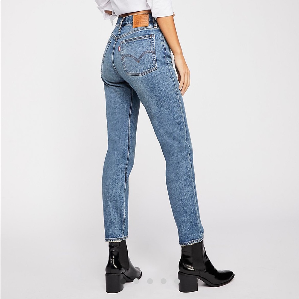Levi’s Wedgie Icon High Rise Jeans
